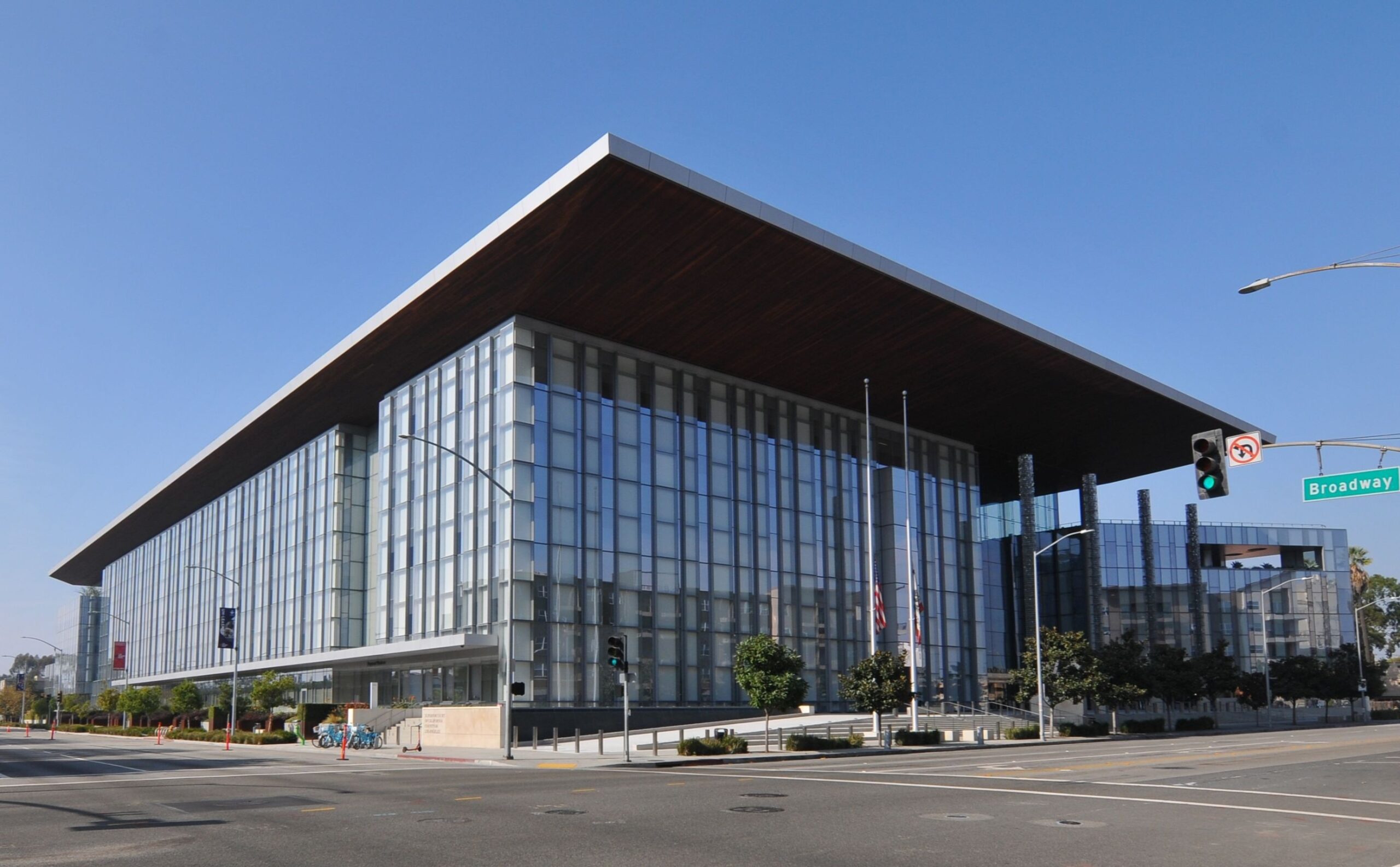 Long Beach Courthouse