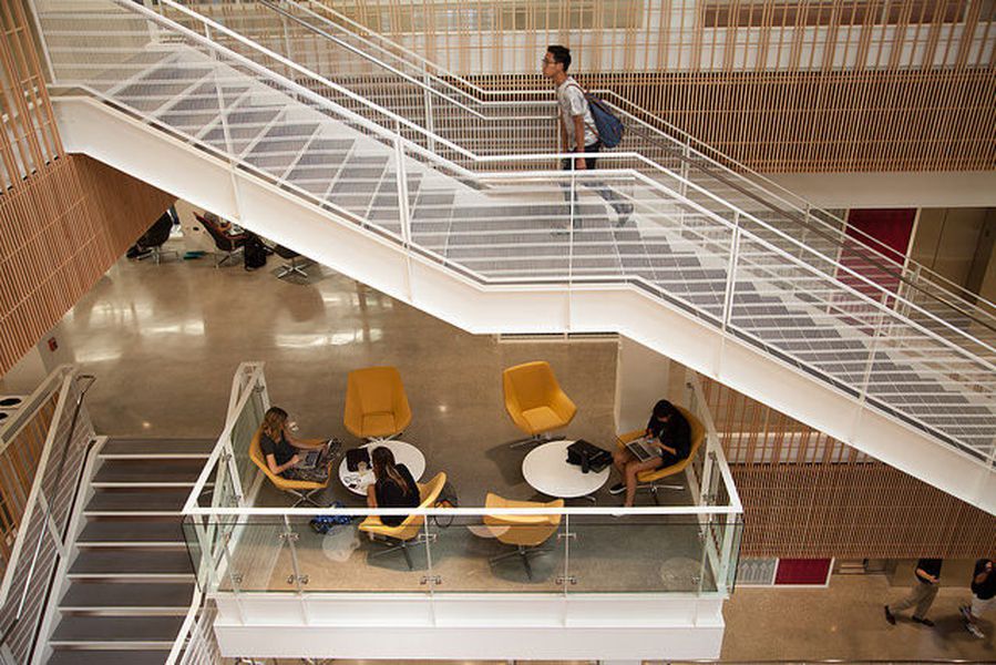 USC Wallis Annenberg Hall