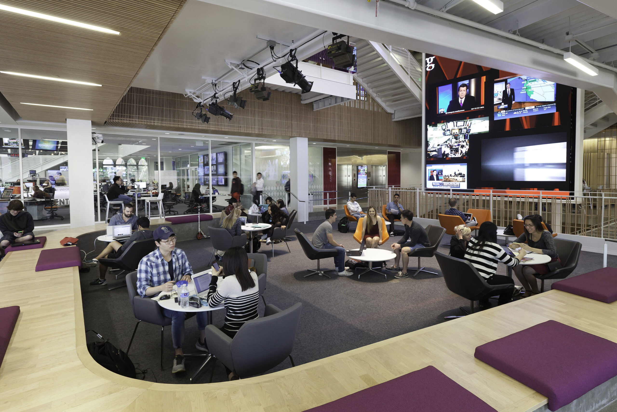 USC Wallis Annenberg Hall